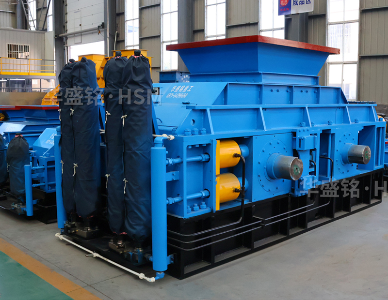 時產(chǎn)400噸石料破碎機多少錢一臺？