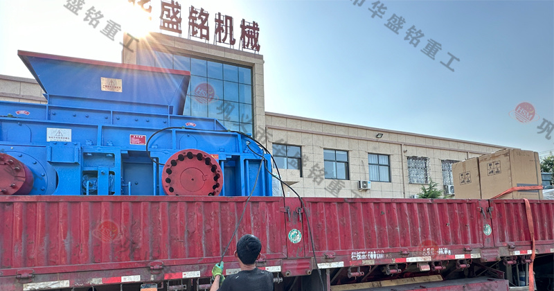 鐵礦石液壓對輥破碎機的維護成本如何？工作原理是什么？