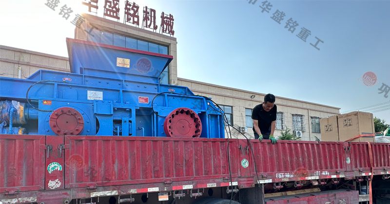 華盛銘廠家的對輥制砂機怎么樣？市場價一臺多少錢？