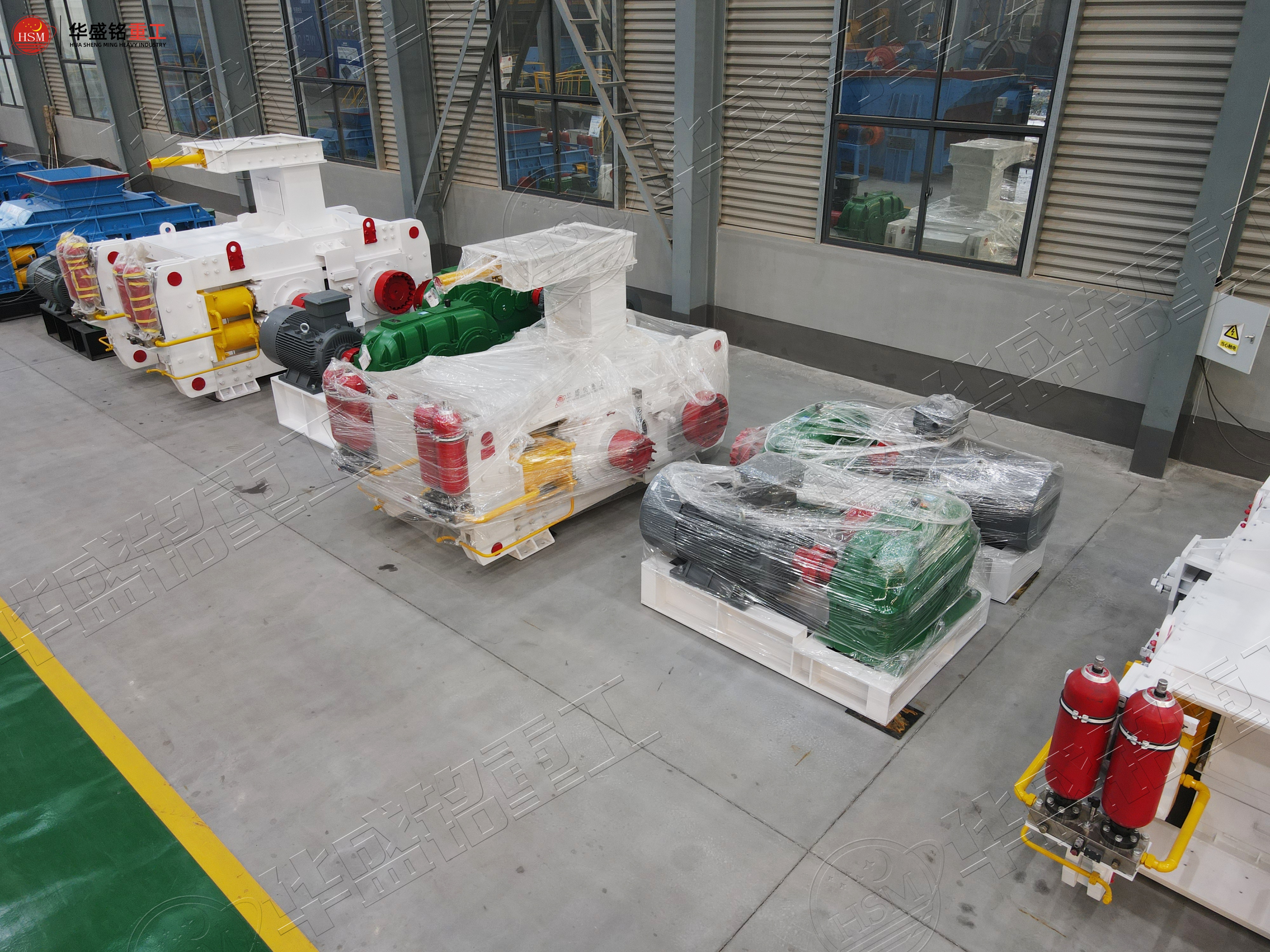 稀土礦、磷礦、銅礦全拿下！華盛銘高壓輥磨機(jī)破解“硬、粘、雜”難題