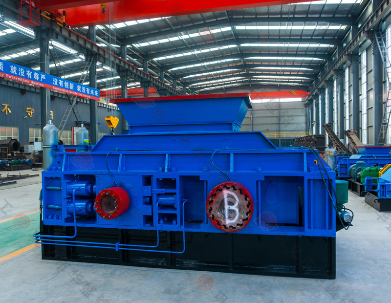 對(duì)輥破碎機(jī)破碎大理石，大理石破碎機(jī)