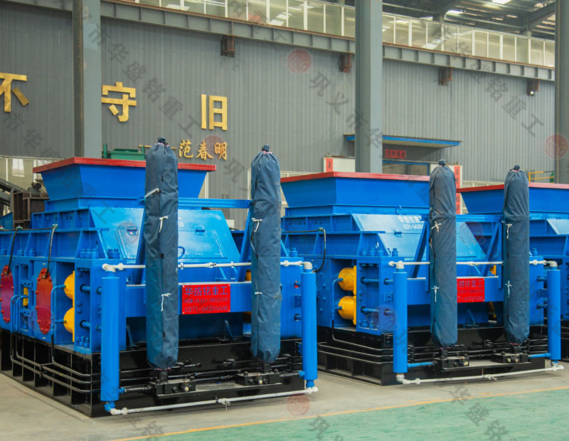 瓜米石制砂設(shè)備型號(hào)選擇，對(duì)輥制砂機(jī)報(bào)價(jià)是多少？