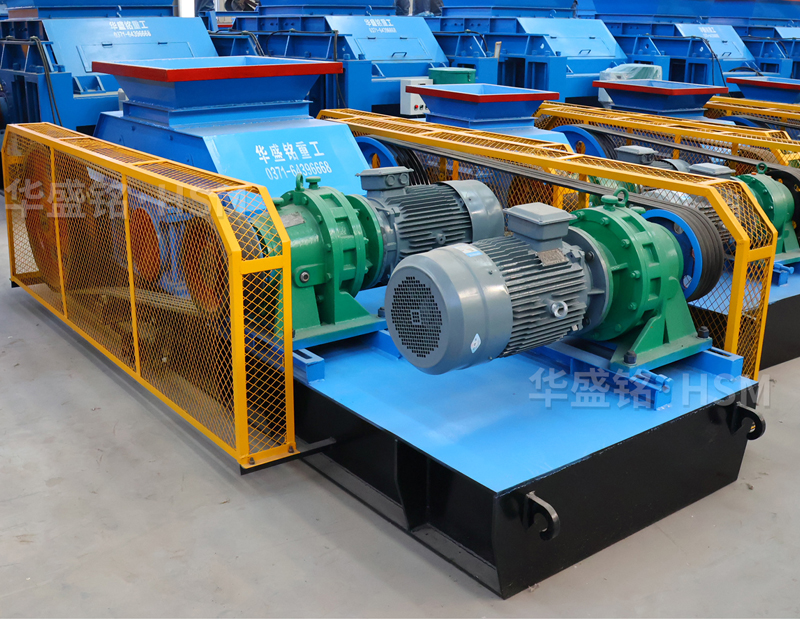 破碎石膏料用雙齒輥破碎機(jī)怎么樣？華盛銘破碎機(jī)廠家實(shí)力如何？