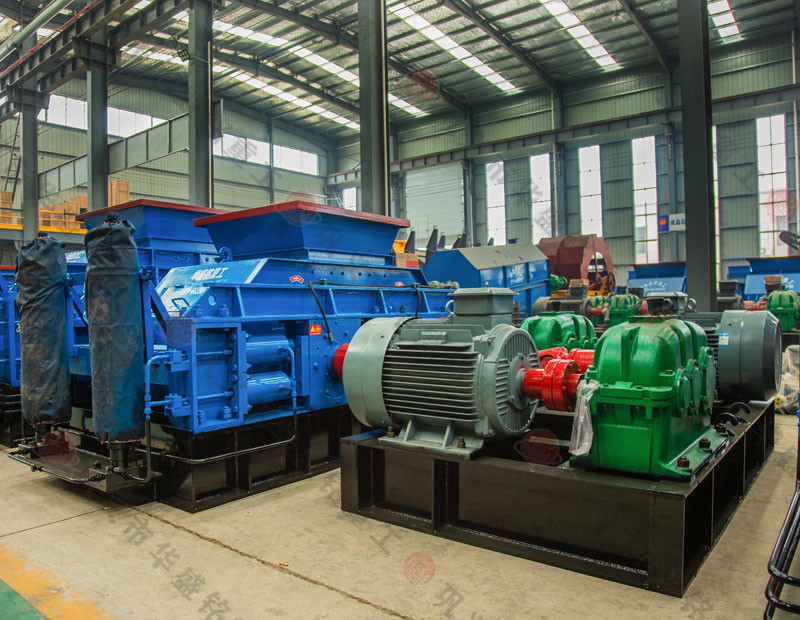每小時(shí)200噸的對(duì)輥制砂機(jī)多少錢一臺(tái)？（附視頻）